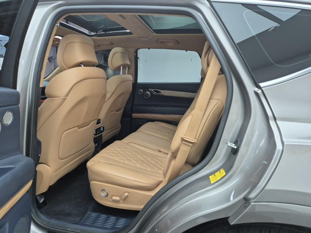 Genesis GV80 - Vista 12