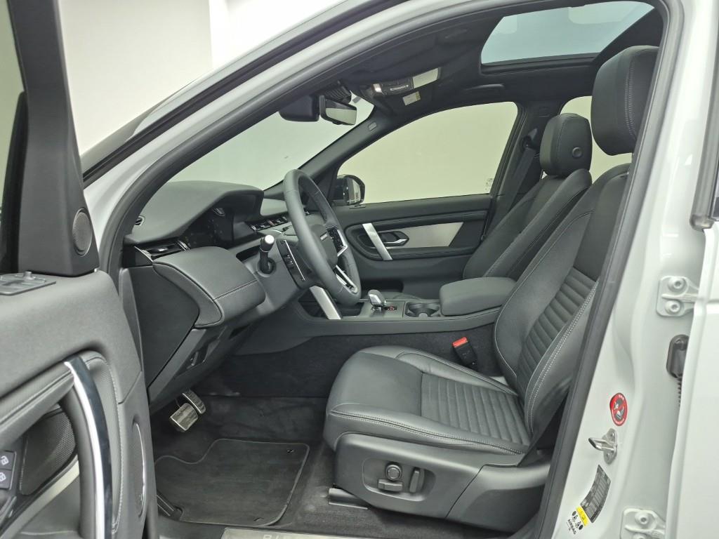 Land Rover Discovery Sports - Vista 11