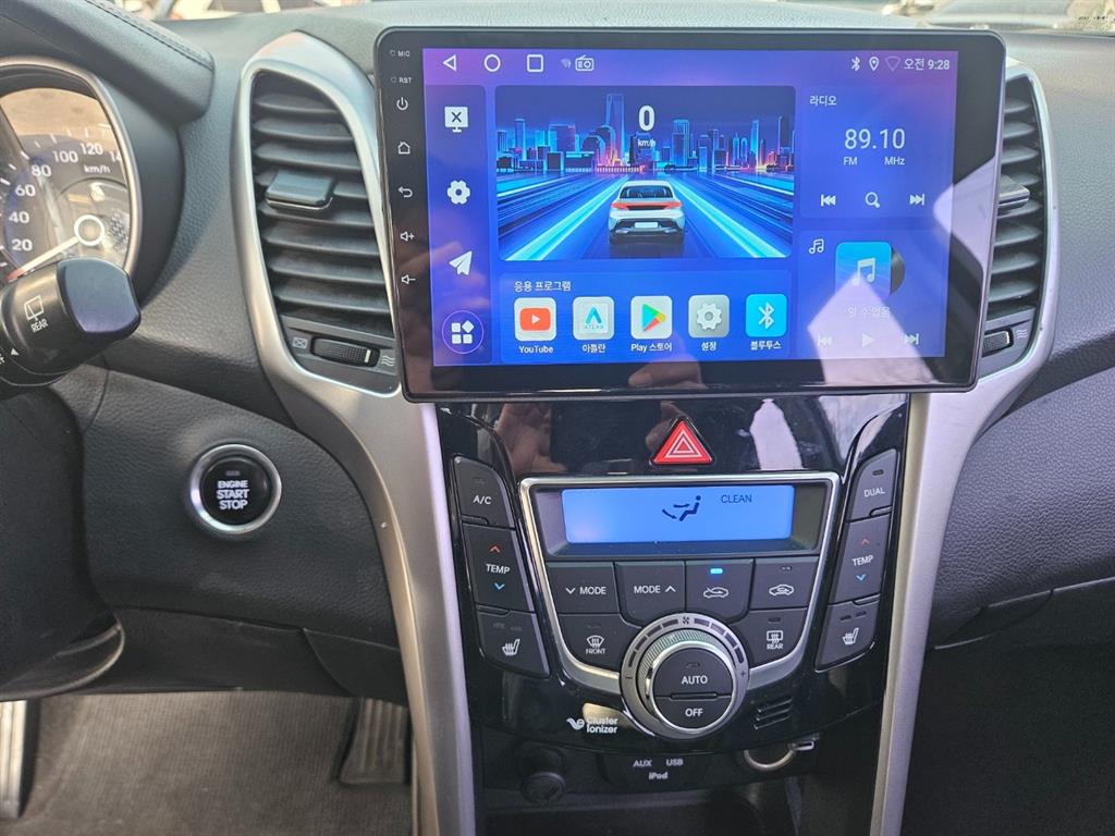 HYUNDAI i30 - Vista 9