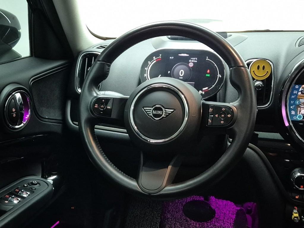 Mini Countryman - Vista 9