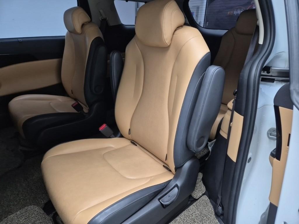 KIA Carnival 2022 Blanco - Importación desde Corea - HF Imports Iquique - Foto 13