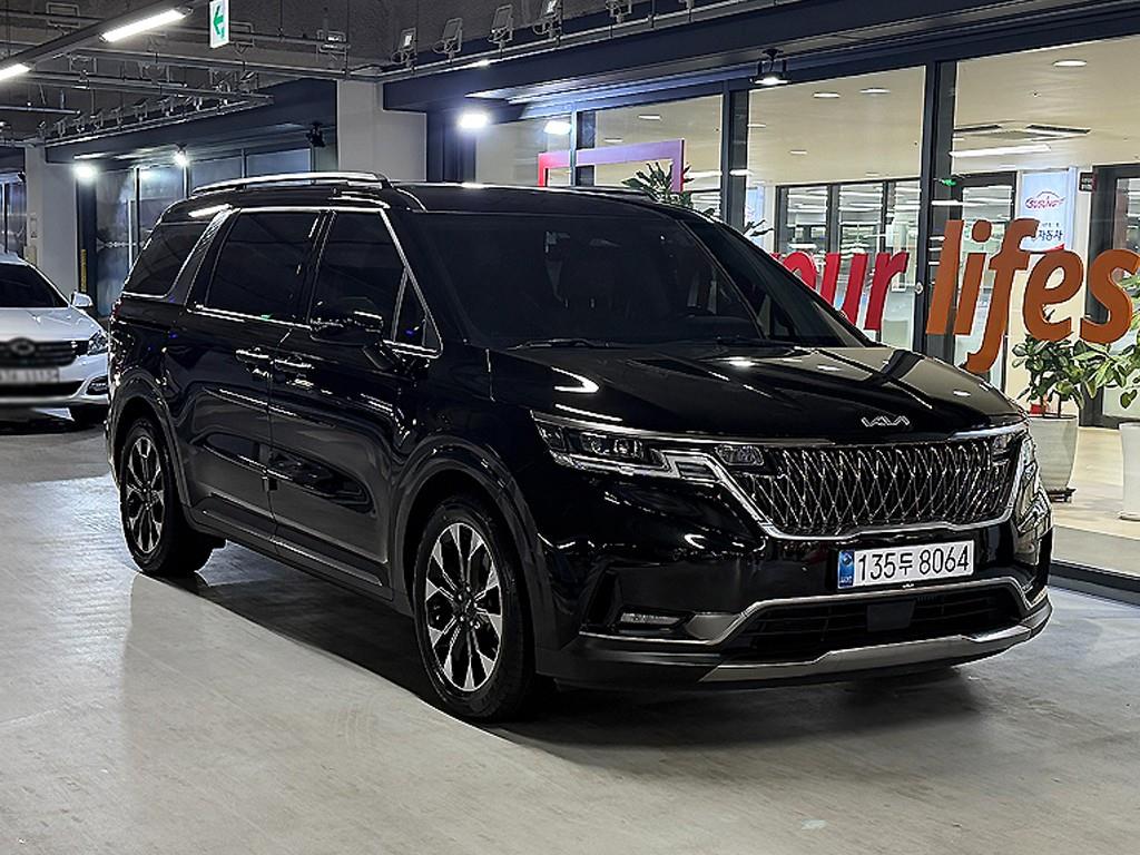 KIA Carnival 2023 Negro - Importación desde Corea - HF Imports Iquique - Foto 1