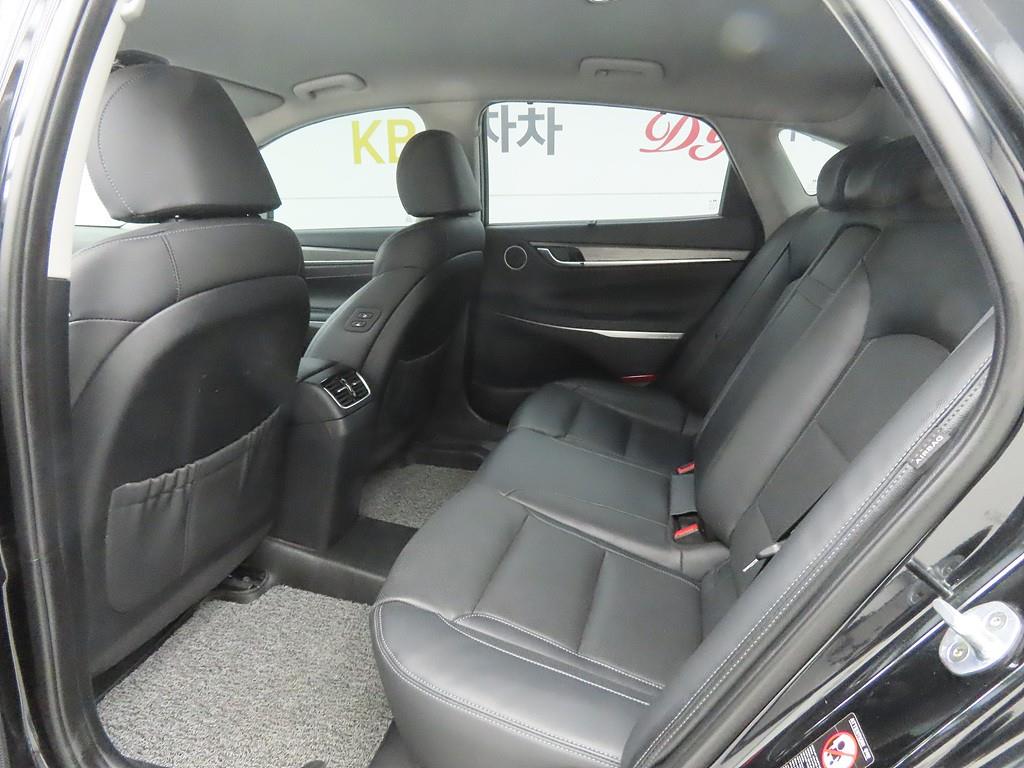 HYUNDAI Grandeur - Vista 6