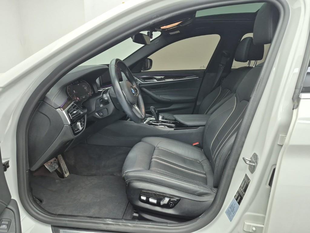 BMW 5 Series - Vista 11