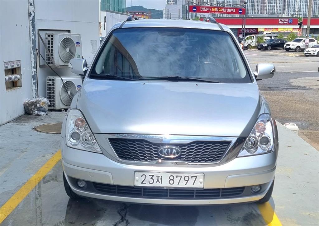 KIA Carnival 2011 Gris - Importación desde Corea - HF Imports Iquique - Foto 1