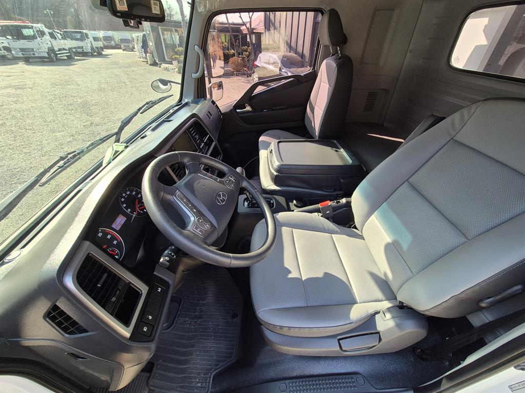 medium and large cargo truck 2021 Blanco - Importación desde Corea - HF Imports Iquique - Foto 14