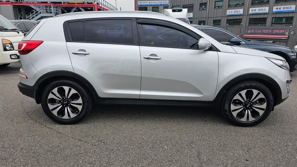 KIA Sportage - Vista 6