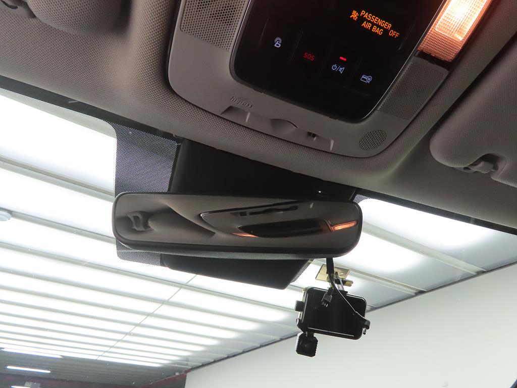 HYUNDAI Sonata - Vista 12