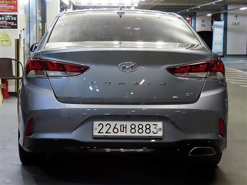 HYUNDAI Sonata - Vista 5