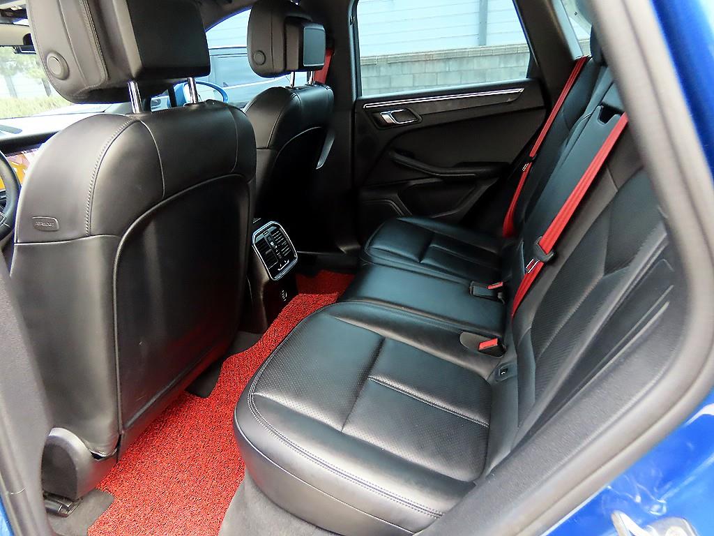 Porsche Macan - Vista 6