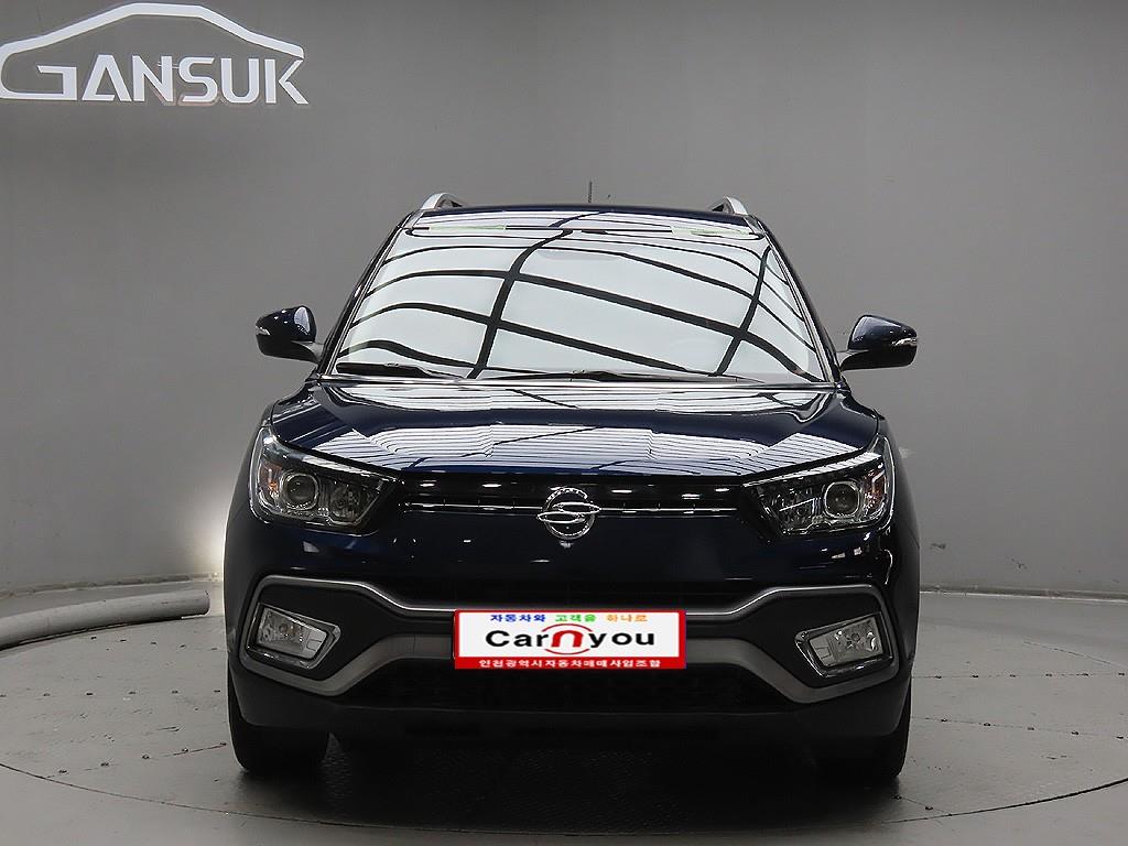 Ssangyong Tivoli 2019 Azul - Importación desde Corea - HF Imports Iquique - Foto 1
