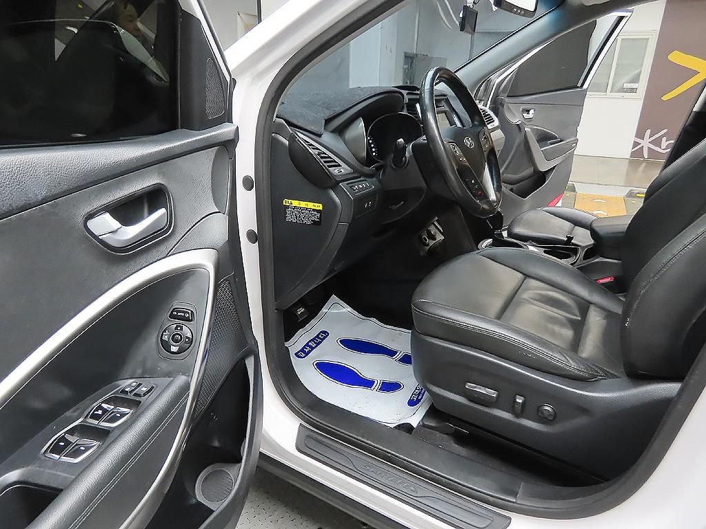 HYUNDAI Santa Fe 2016 Blanco - Importación desde Corea - HF Imports Iquique - Foto 9