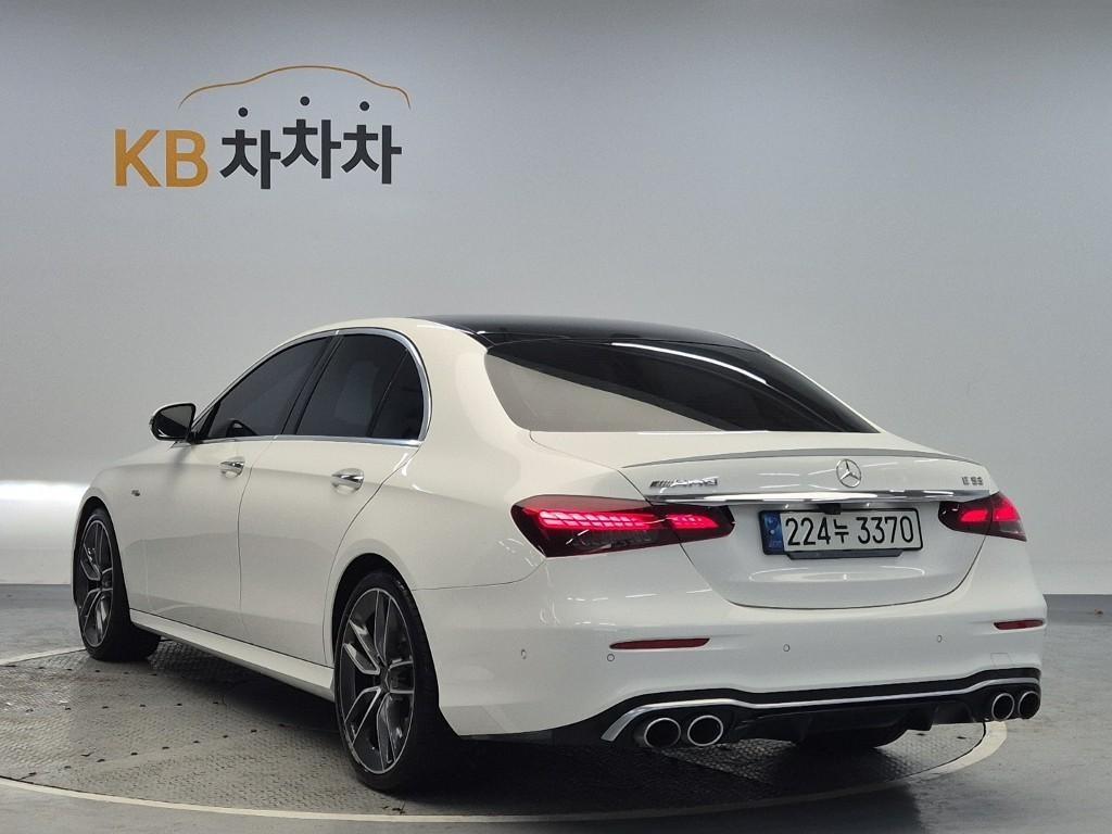 Mercedes Benz E class - Vista 2