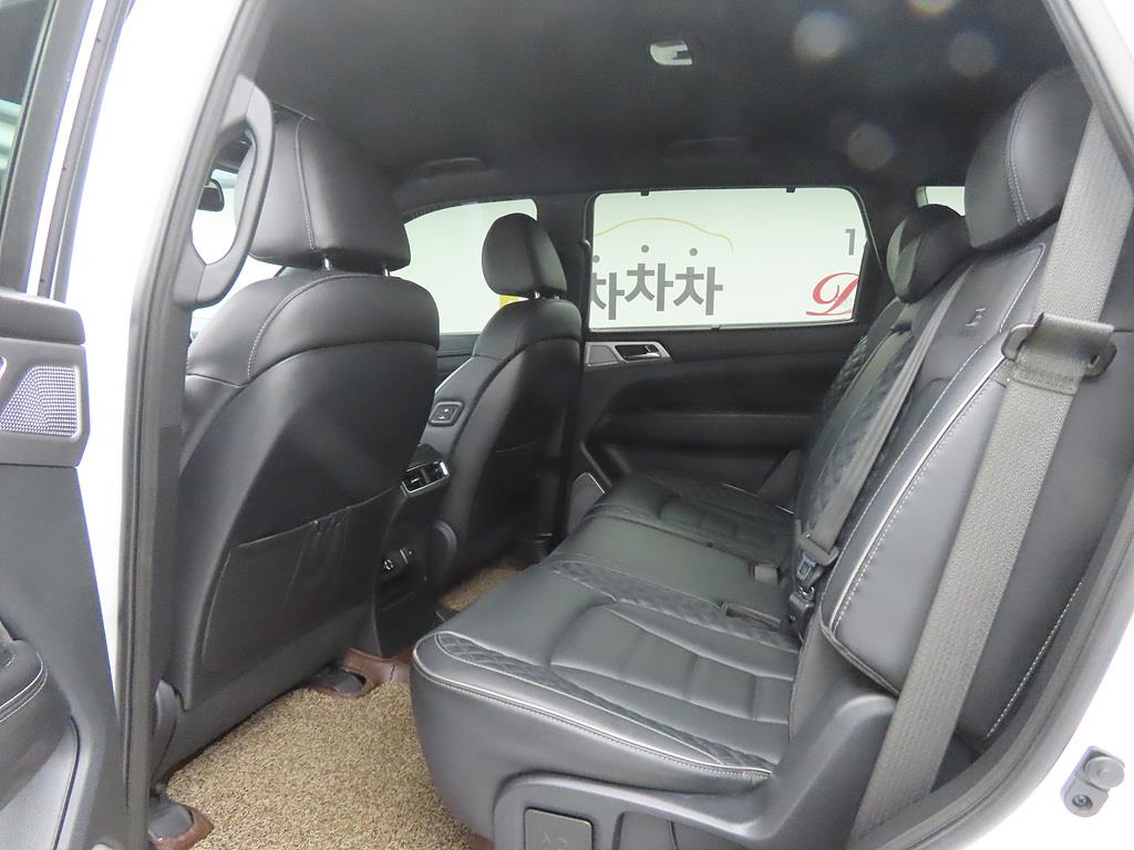 Ssangyong Rexton - Vista 6