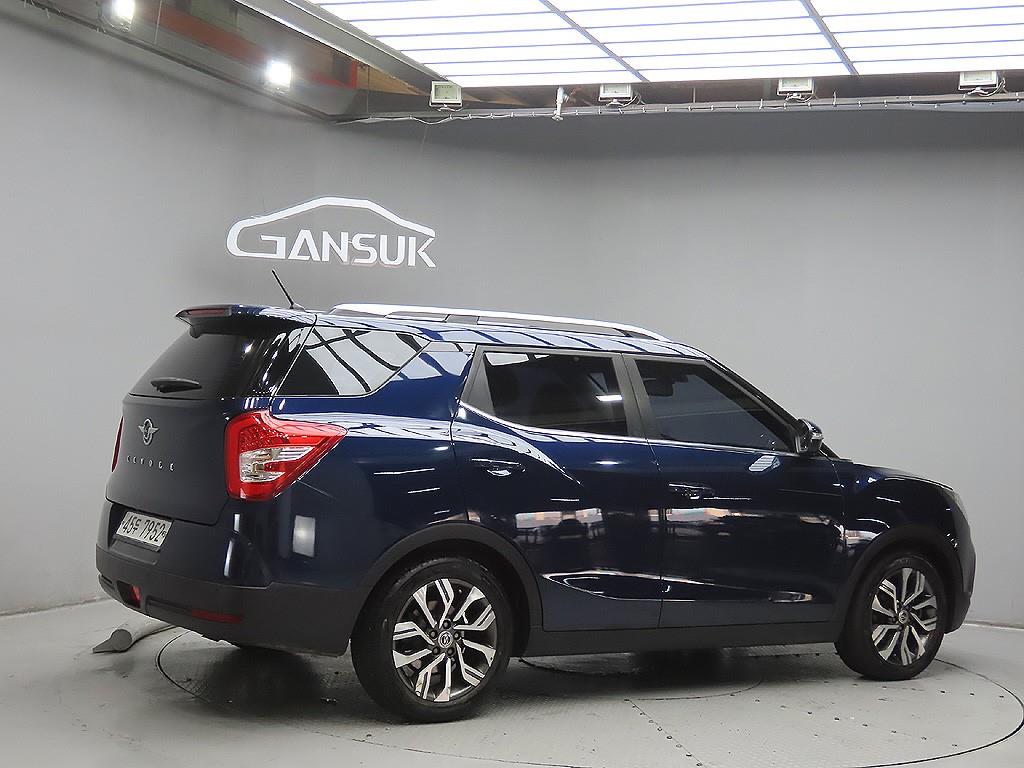 Ssangyong Tivoli - Vista 7