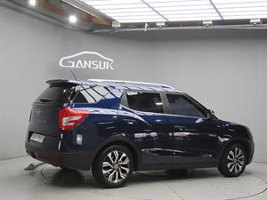 Ssangyong Tivoli - Vista 8