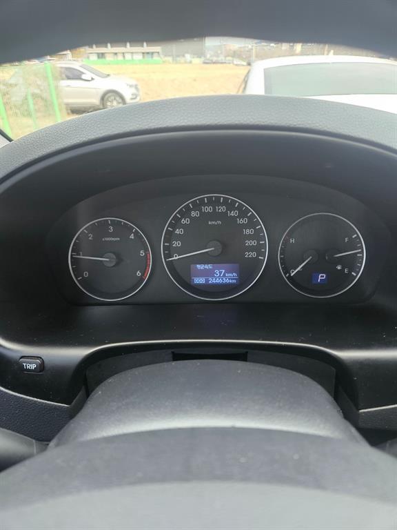 HYUNDAI Starex 2017 Blanco - Importación desde Corea - HF Imports Iquique - Foto 9