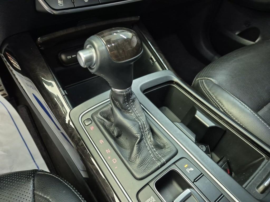 KIA Sorento - Vista 8