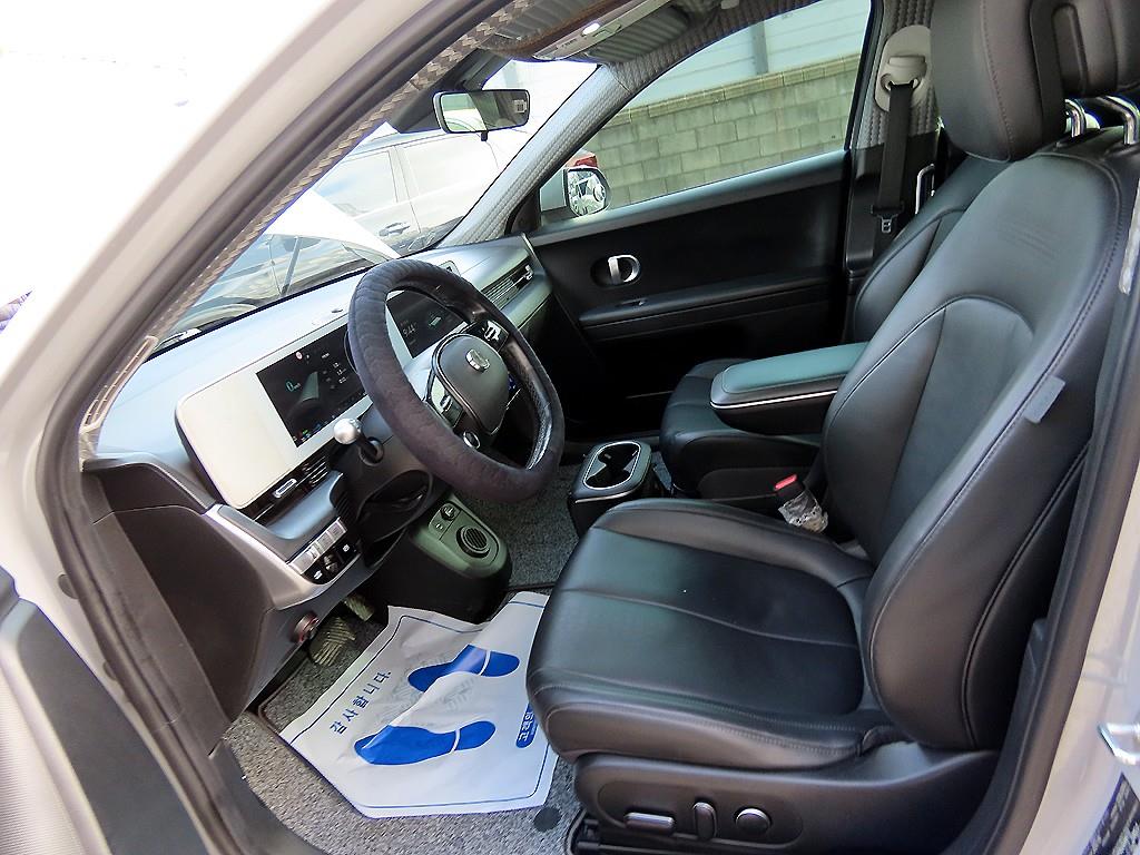 HYUNDAI Ioniq 5 - Vista 5