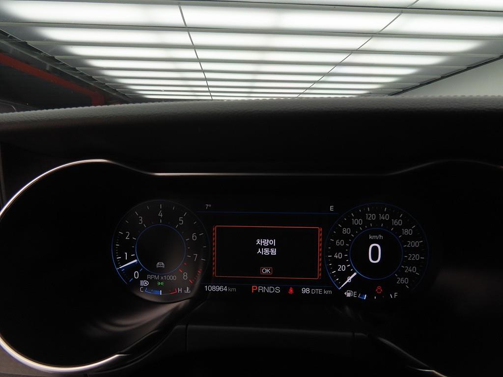 Ford Mustang - Vista 8