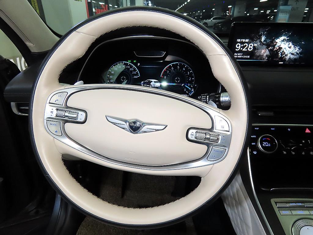 Genesis GV80 - Vista 12