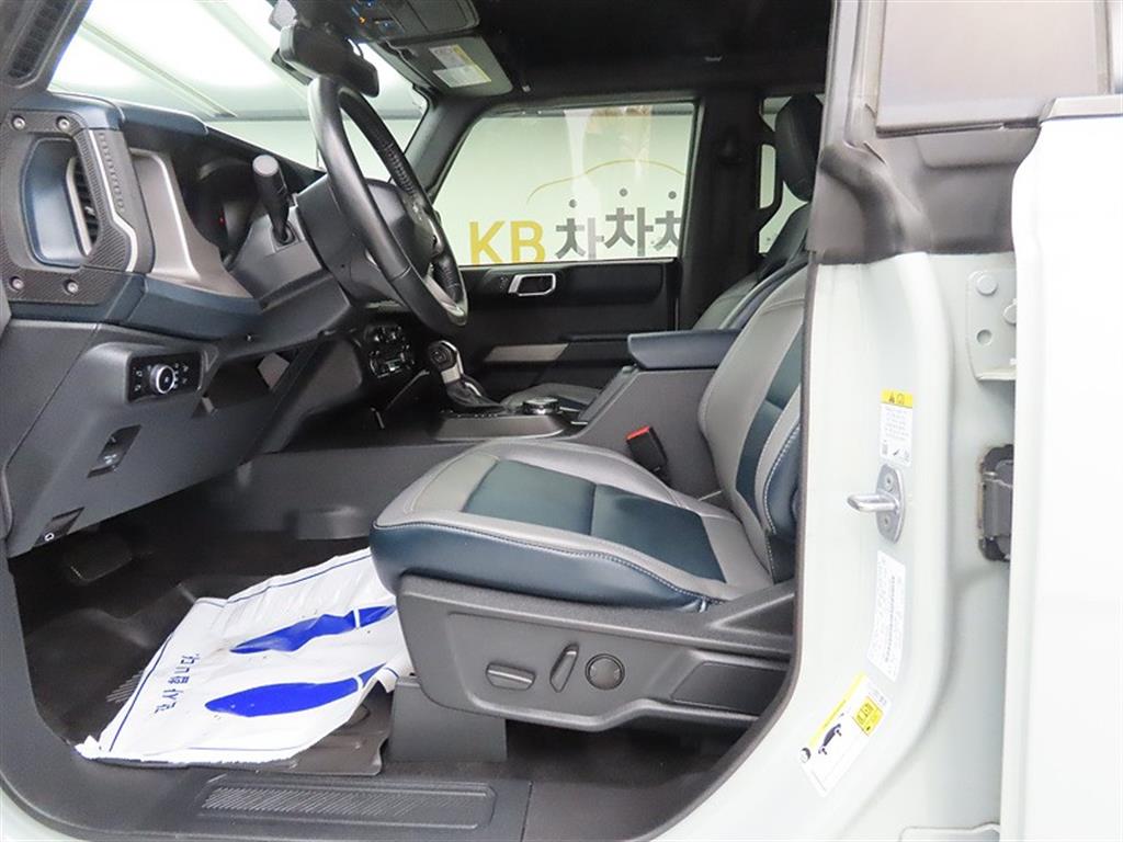 Ford Bronco - Vista 5