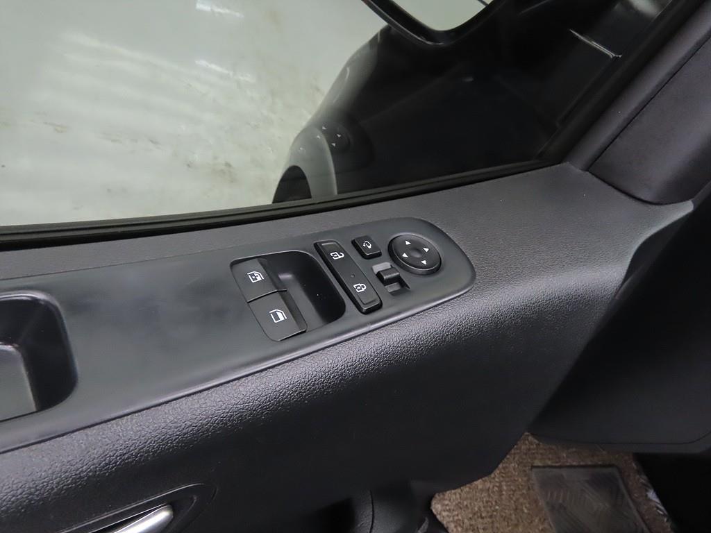 HYUNDAI Staria 2023 Negro - Importación desde Corea - HF Imports Iquique - Foto 17