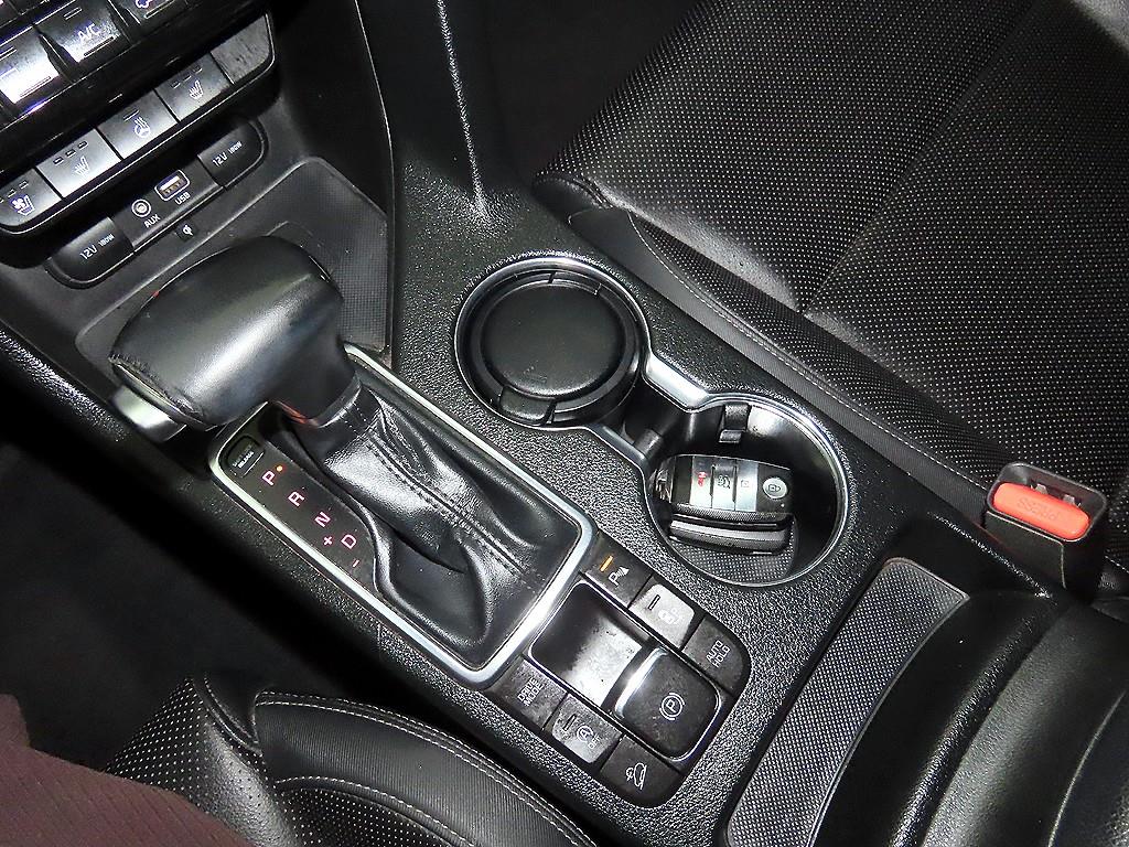 KIA Sportage - Vista 12