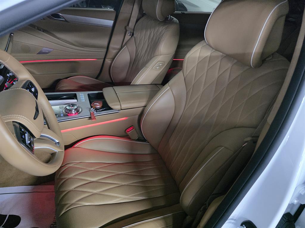 Genesis G80 - Vista 9