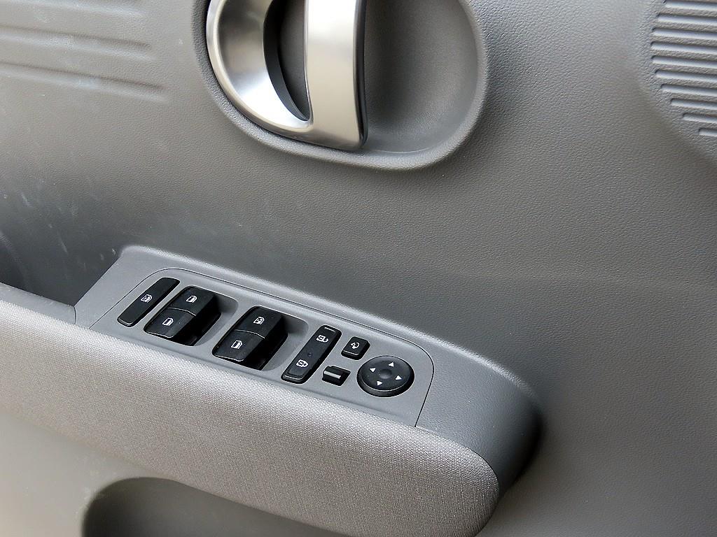 HYUNDAI Casper - Vista 11