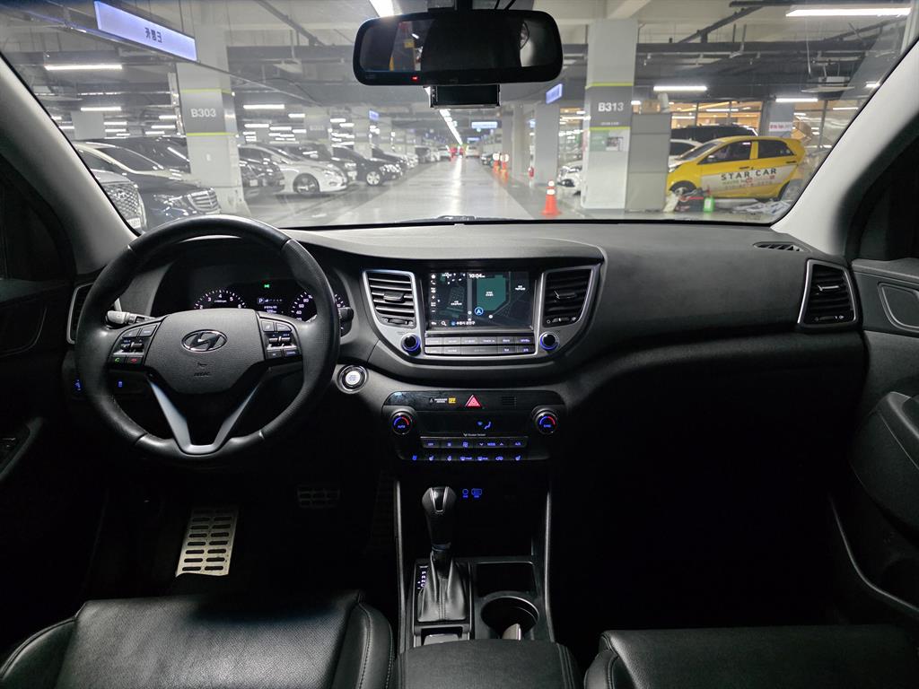 HYUNDAI Tucson - Vista 5