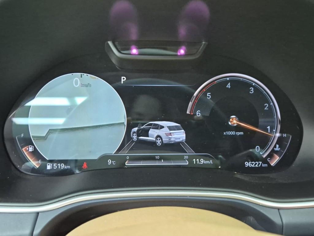 Genesis GV80 - Vista 7