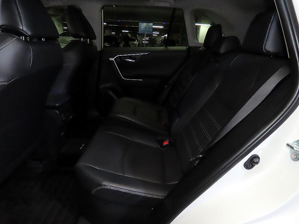 Toyota RAV4 - Vista 7