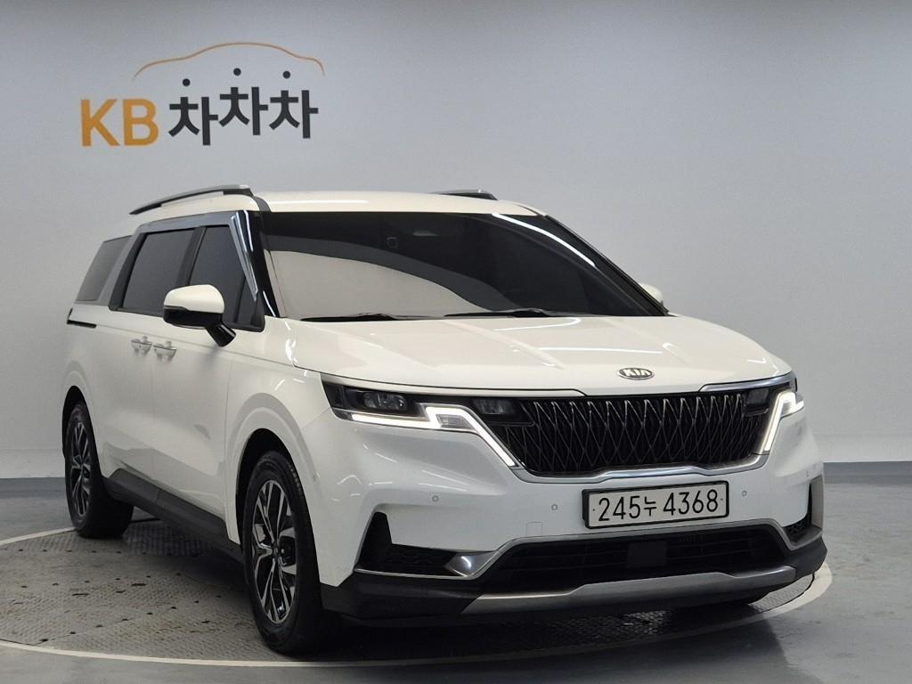 KIA Carnival - Vista 4