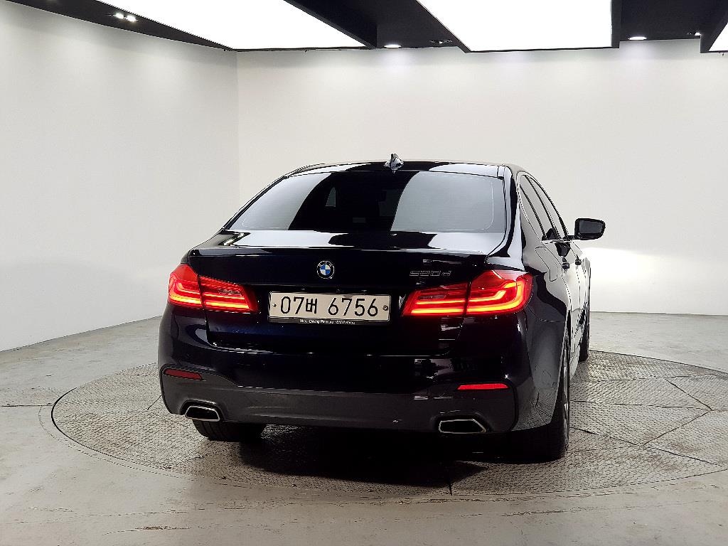 BMW 5 Series - Vista 3