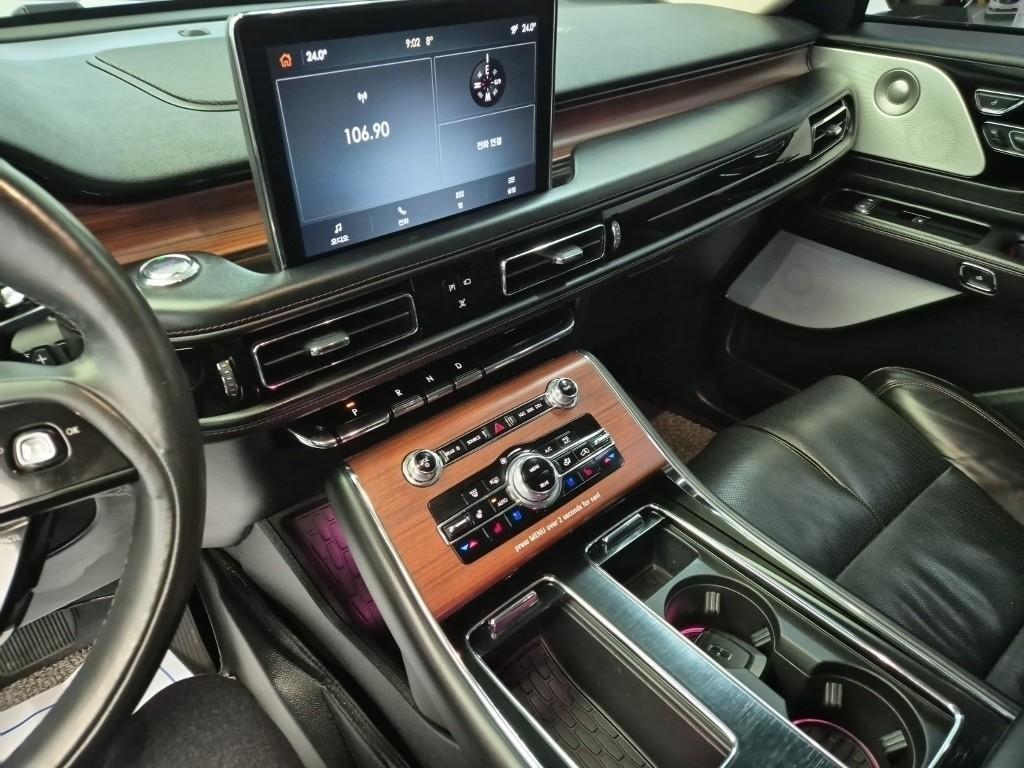 Lincoln Aviator - Vista 7