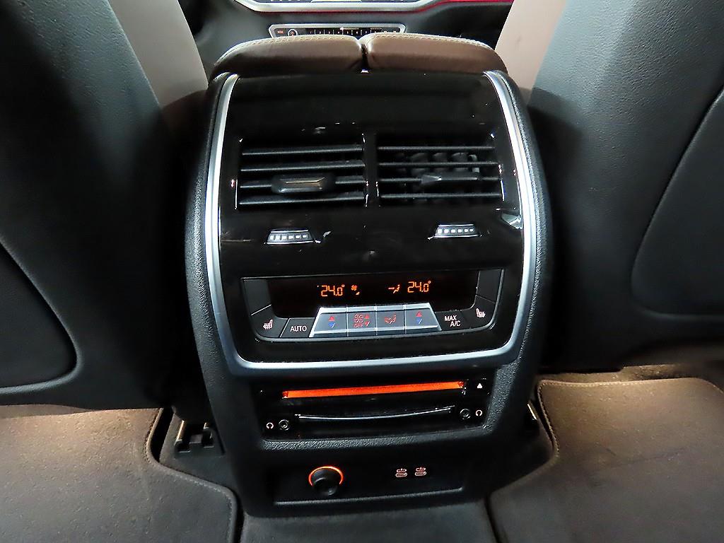 BMW X7 2022 Negro - Importación desde Corea - HF Imports Iquique - Foto 13