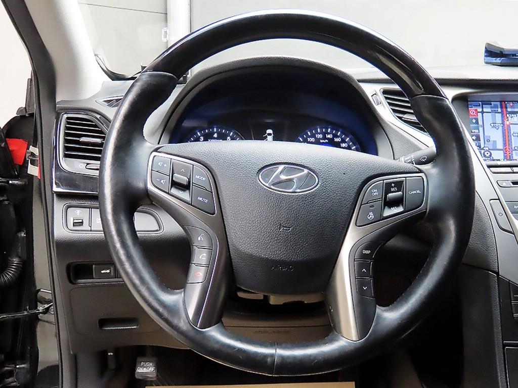 HYUNDAI Grandeur - Vista 9