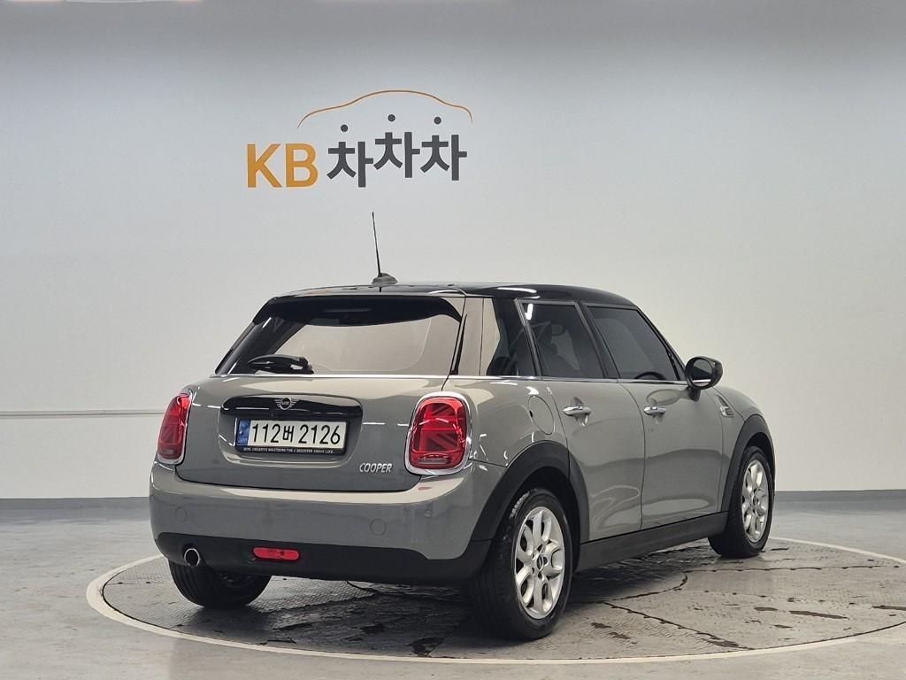 Mini Cooper - Vista 3