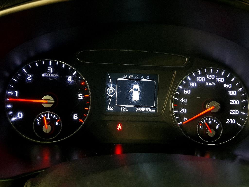 KIA Sorento - Vista 7