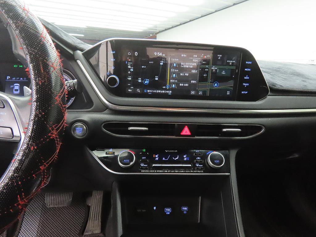 HYUNDAI Sonata - Vista 10