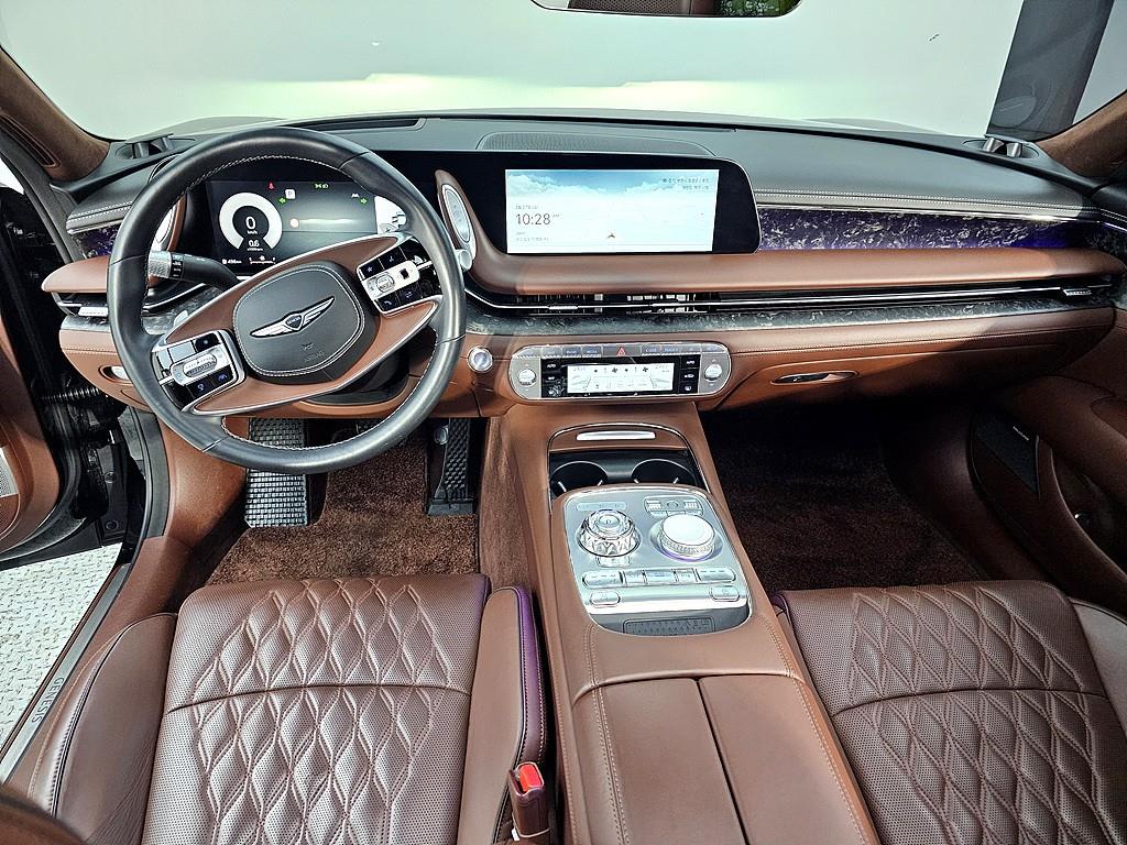 Genesis G90 - Vista 5