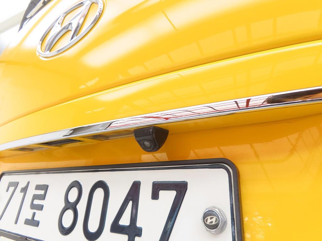 HYUNDAI Starex 2019 Amarillo - Importación desde Corea - HF Imports Iquique - Foto 17