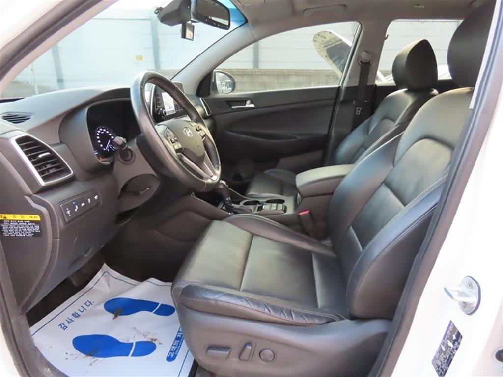 HYUNDAI Tucson - Vista 10