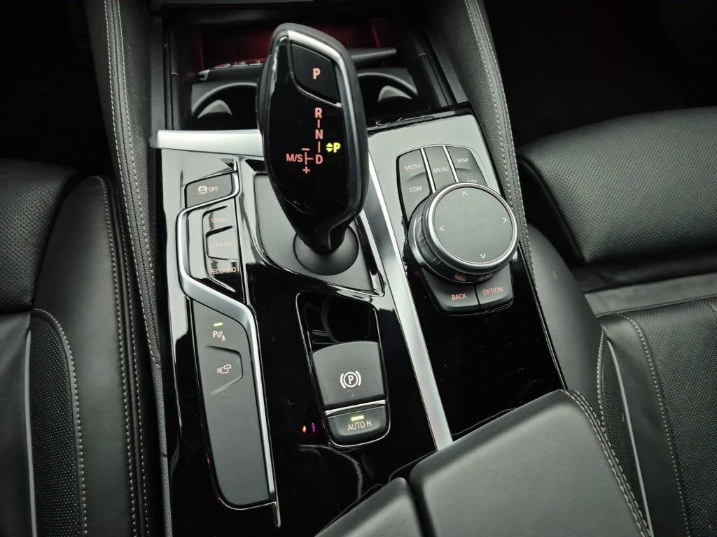 BMW 5 Series - Vista 8