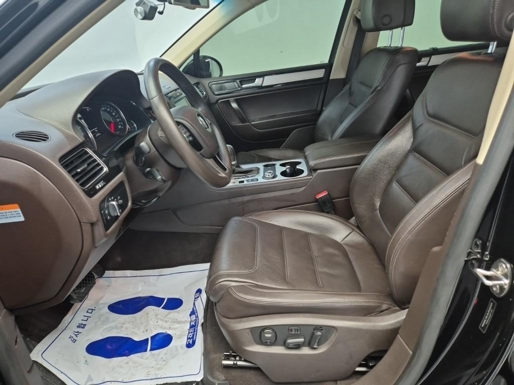 Volkswagen Touareg - Vista 11