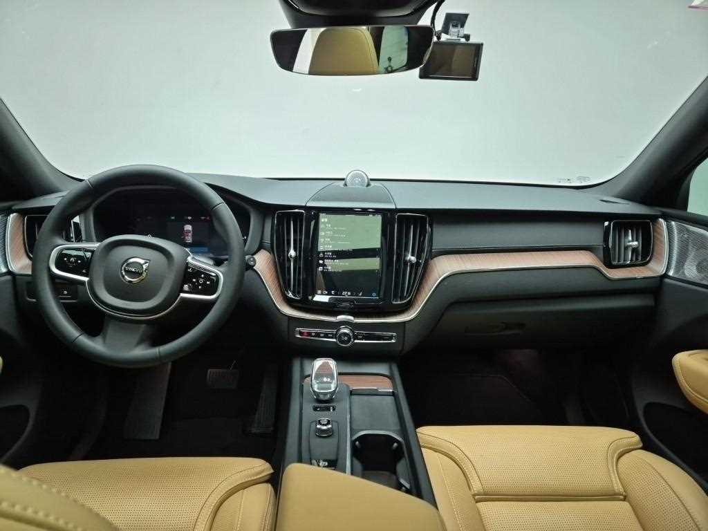 Volvo XC60 - Vista 7