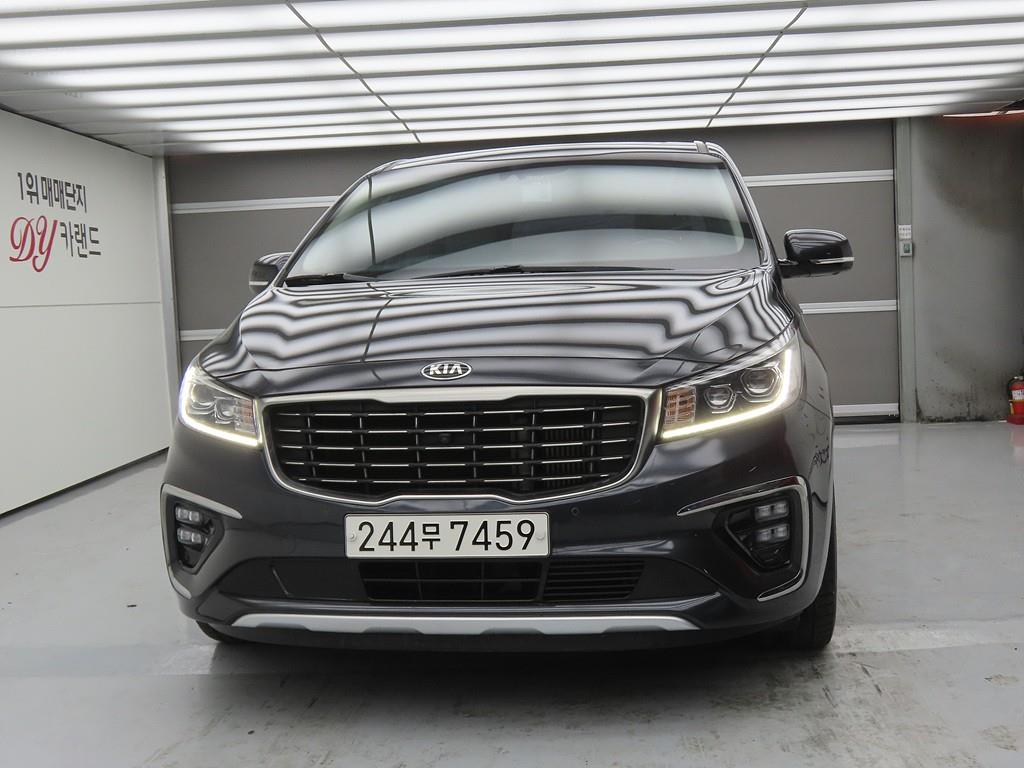 KIA Carnival - Vista 2
