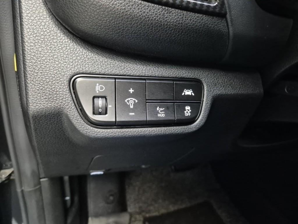 KIA Seltos 2020 Gris - Importación desde Corea - HF Imports Iquique - Foto 17