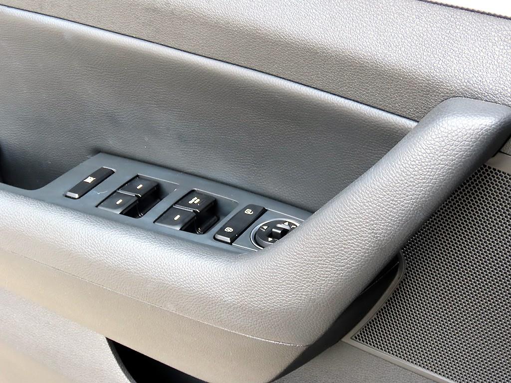 HYUNDAI Sonata - Vista 11